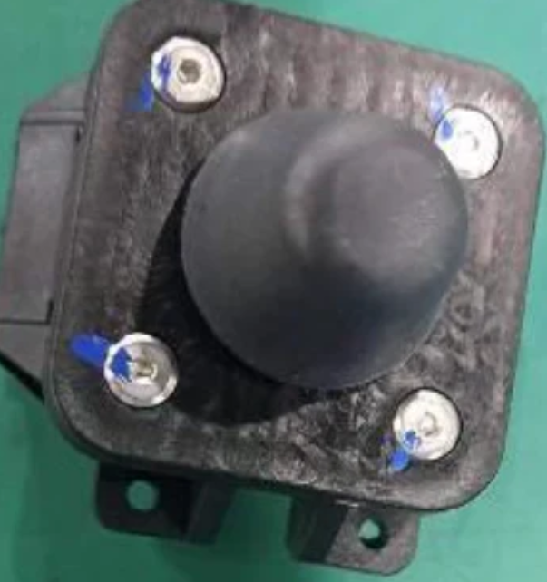 J100 Tank weigh mods