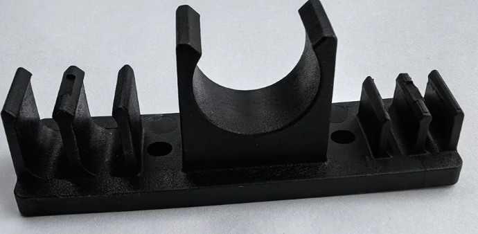 J150 Spray Tank Conduit Buckle