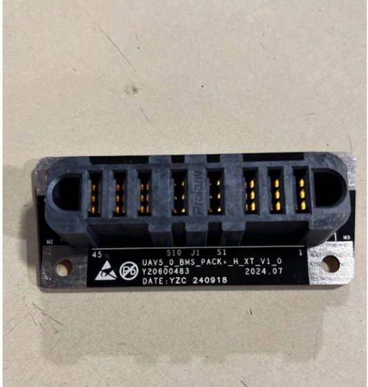 J100 Battery Female Terminal Positive