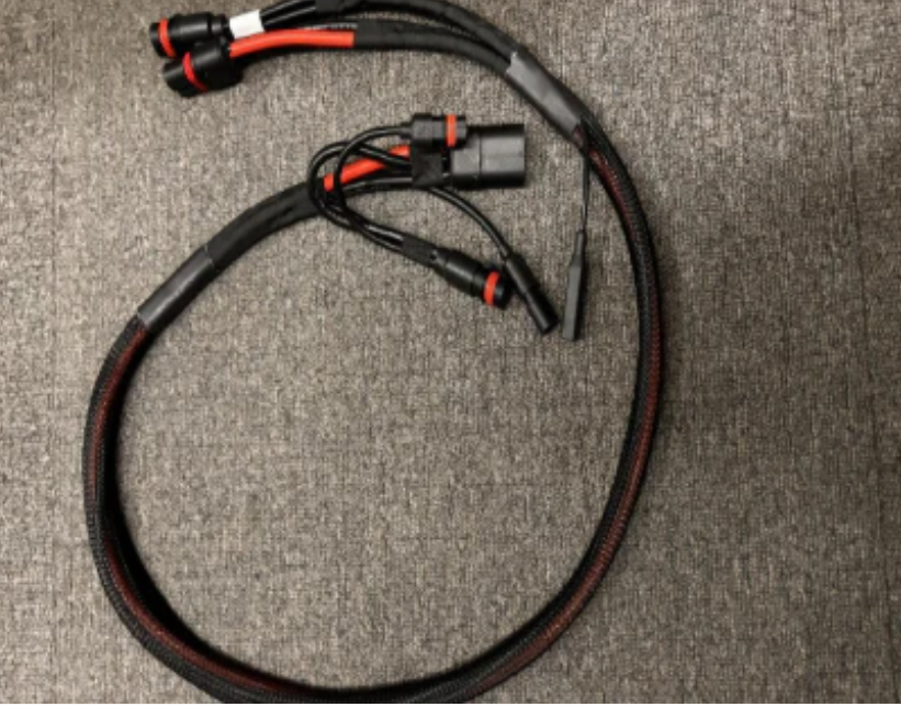 J100 Right Arm Nozzle Adapter